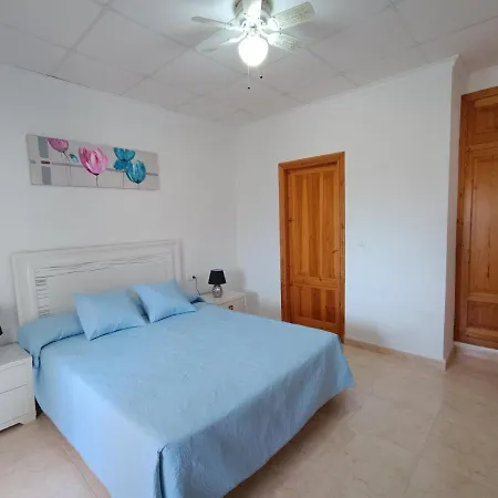 بيت ضيافة Noemi, Con Piscina Privada