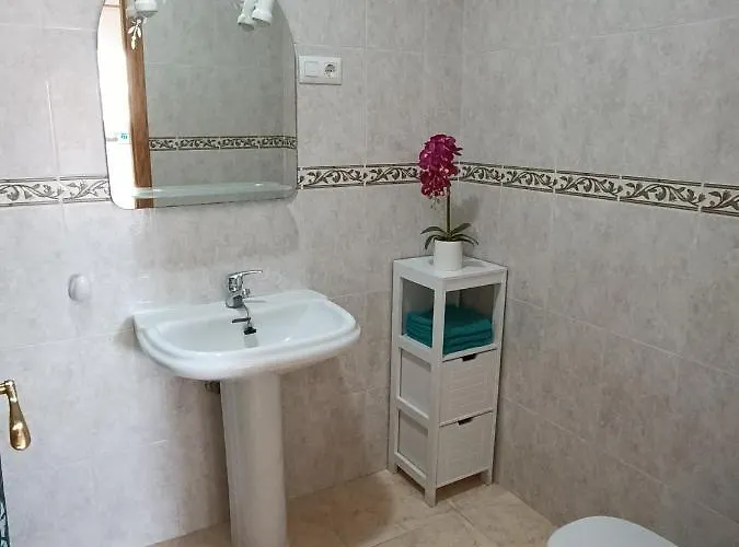 Noemi, Con Piscina Privada 4* Calpe