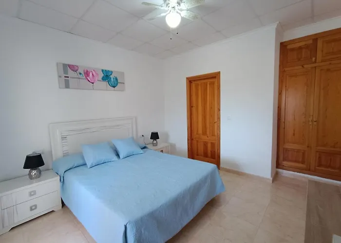 Guest house Noemi, Con Piscina Privada